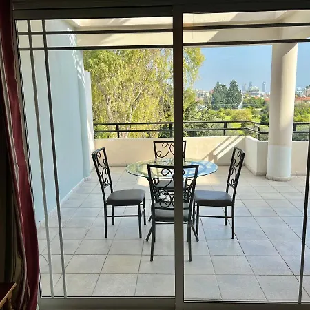 Two Bedroom Seaside *