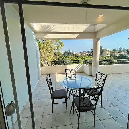 Two Bedroom Seaside *