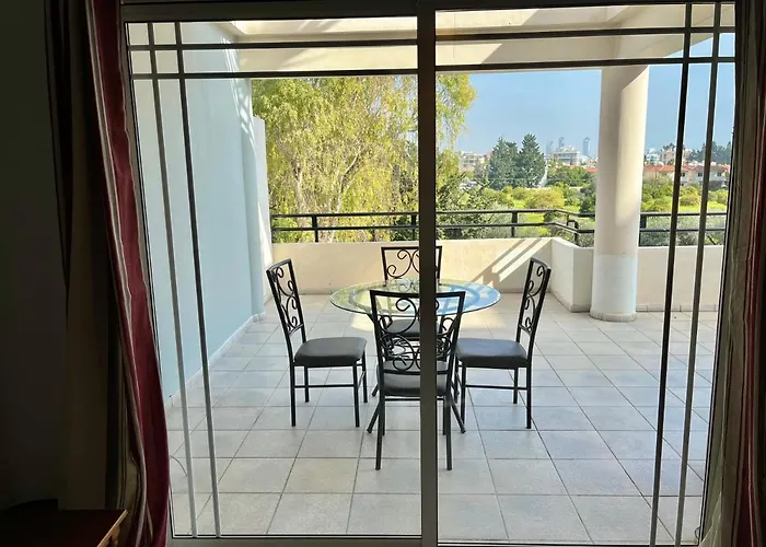 Two Bedroom Seaside *