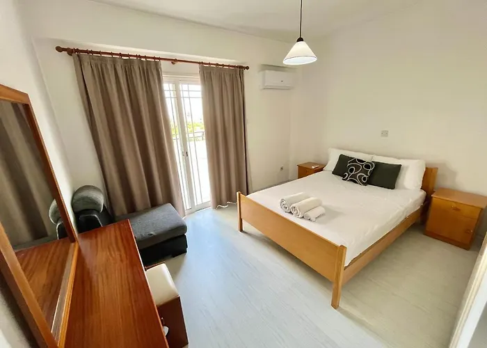 Two Bedroom Seaside Apartman Limassol